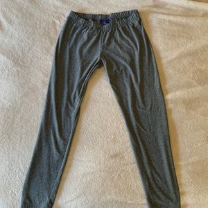 Gray APT. 9 size medium leggings